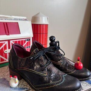 L'Artiste "Elvie" Oxford